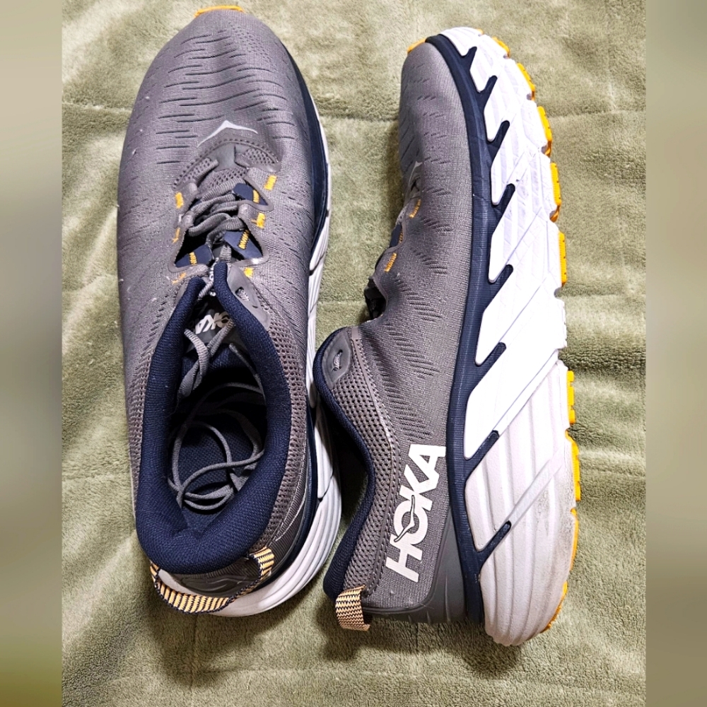 Mens Hoka Sneakers - Size 12